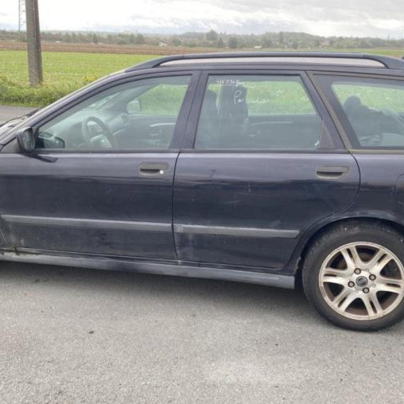 Feu arriere principal gauche (feux) VOLVO V 40 1 Photo n°9