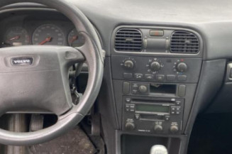 Feu arriere principal gauche (feux) VOLVO V 40 1