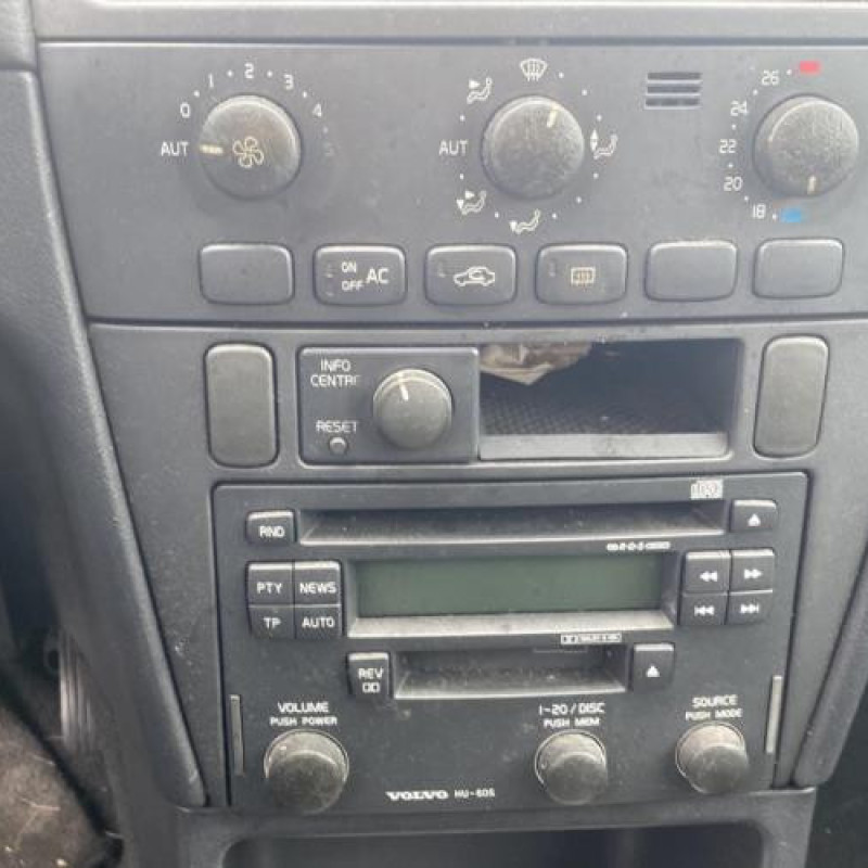Feu arriere principal gauche (feux) VOLVO V 40 1 Photo n°18