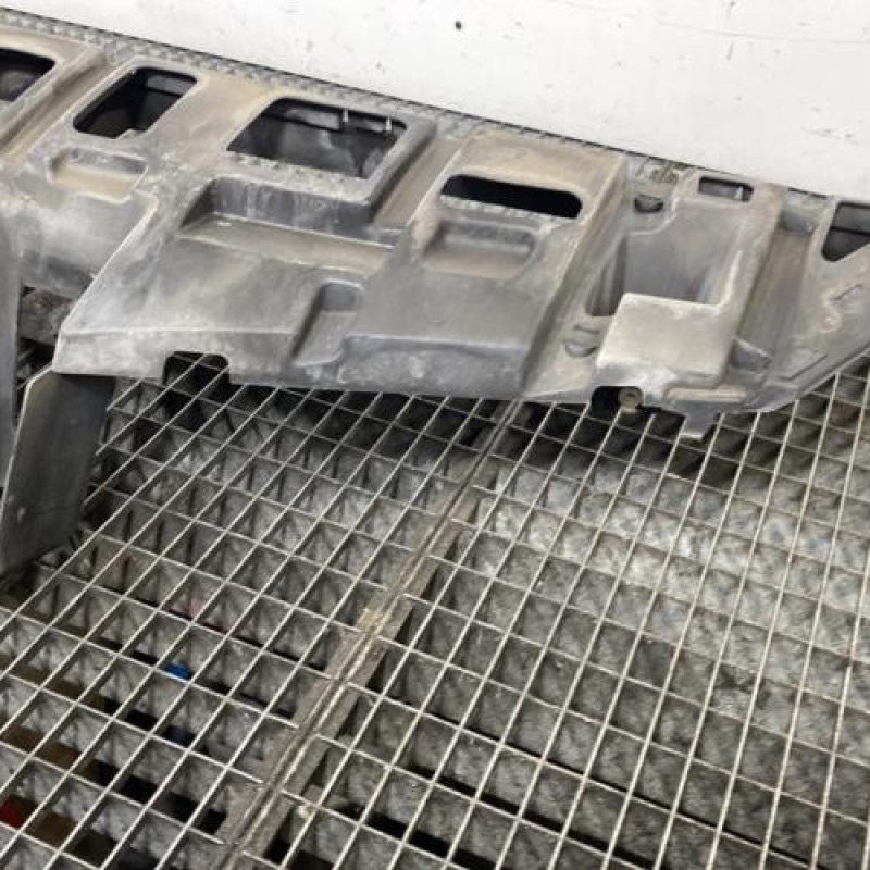 Armature avant, Masque avant RENAULT CLIO 3 Photo n°3