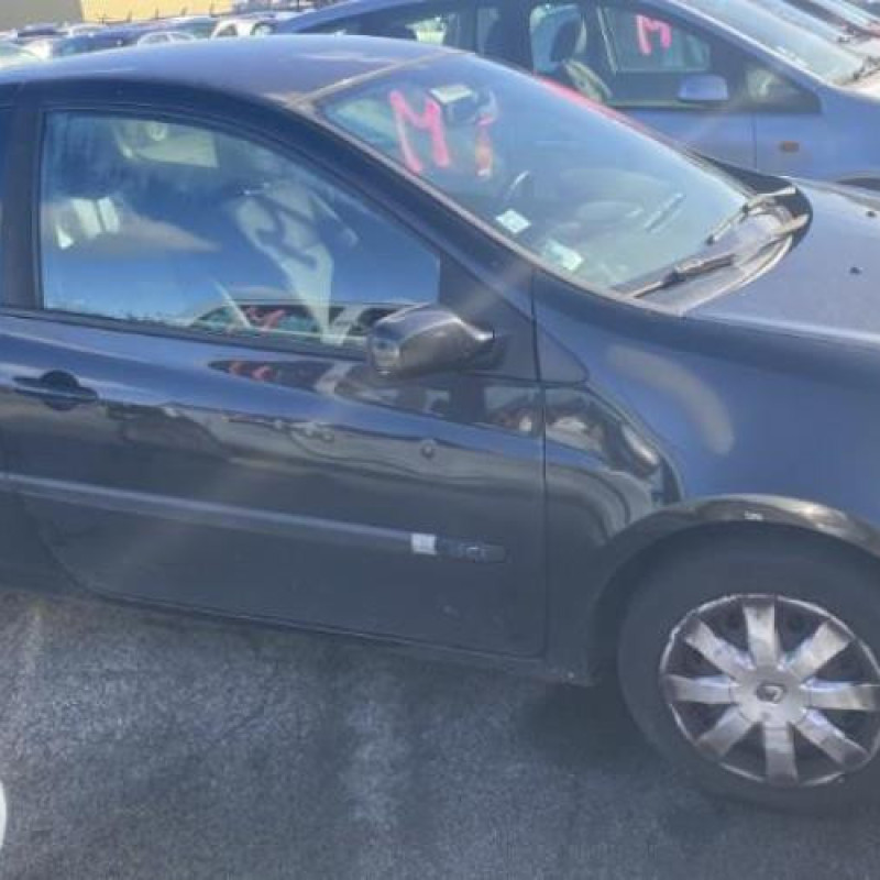 Armature avant, Masque avant RENAULT CLIO 3 Photo n°11