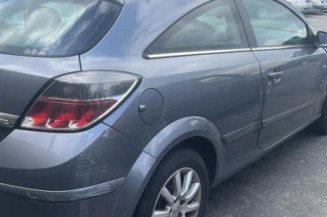 Optique avant principal gauche (feux)(phare) OPEL ASTRA H