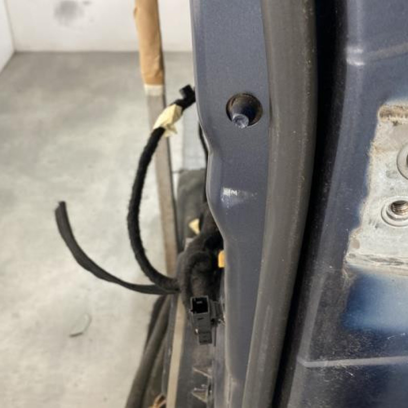Porte avant gauche CITROEN C5 2 Photo n°3