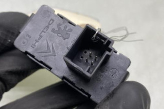 Interrupteur de leve vitre arriere droit PEUGEOT 308 1