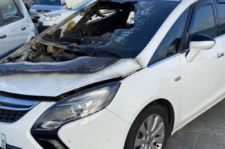 Anti brouillard arriere droit OPEL ZAFIRA TOURER C