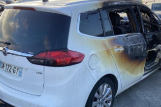 Anti brouillard arriere droit OPEL ZAFIRA TOURER C