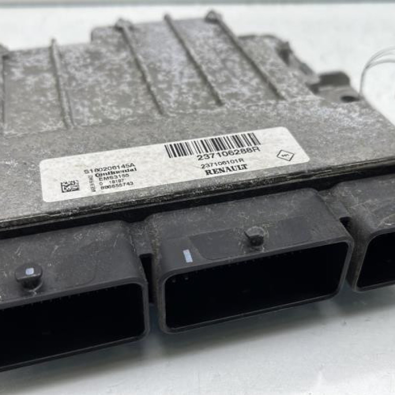 Calculateur moteur RENAULT KADJAR Photo n°3