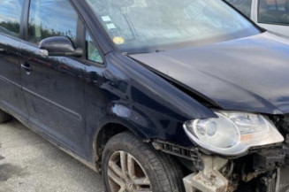 Feu arriere principal gauche (feux) VOLKSWAGEN TOURAN 1