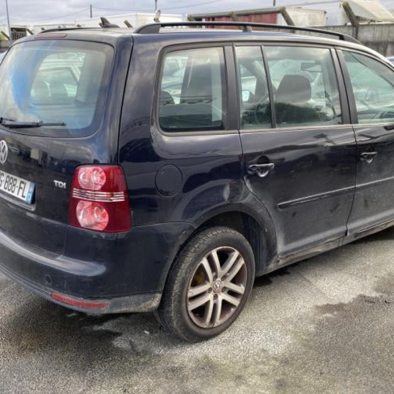 Feu arriere principal gauche (feux) VOLKSWAGEN TOURAN 1 Photo n°10