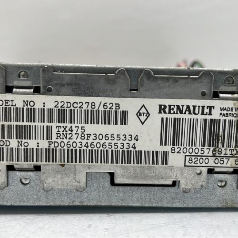 Autoradio RENAULT CLIO 2 Photo n°4