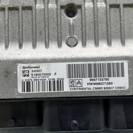 Calculateur moteur PEUGEOT 3008 1
