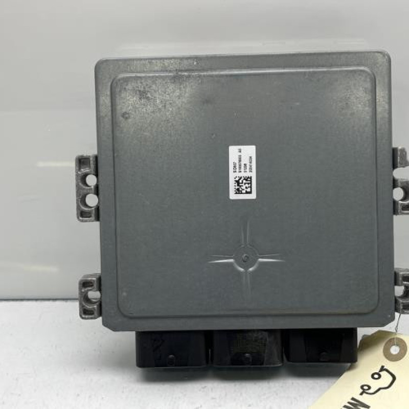 Calculateur moteur PEUGEOT 3008 1 Photo n°4