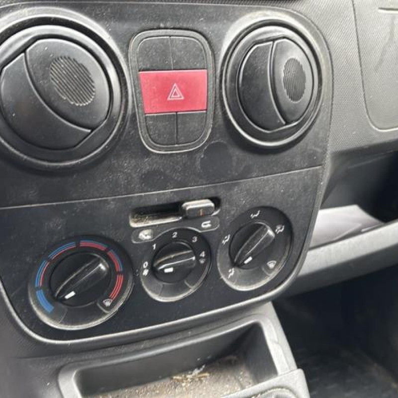 Pretensionneur de ceinture avant droit CITROEN NEMO Photo n°19