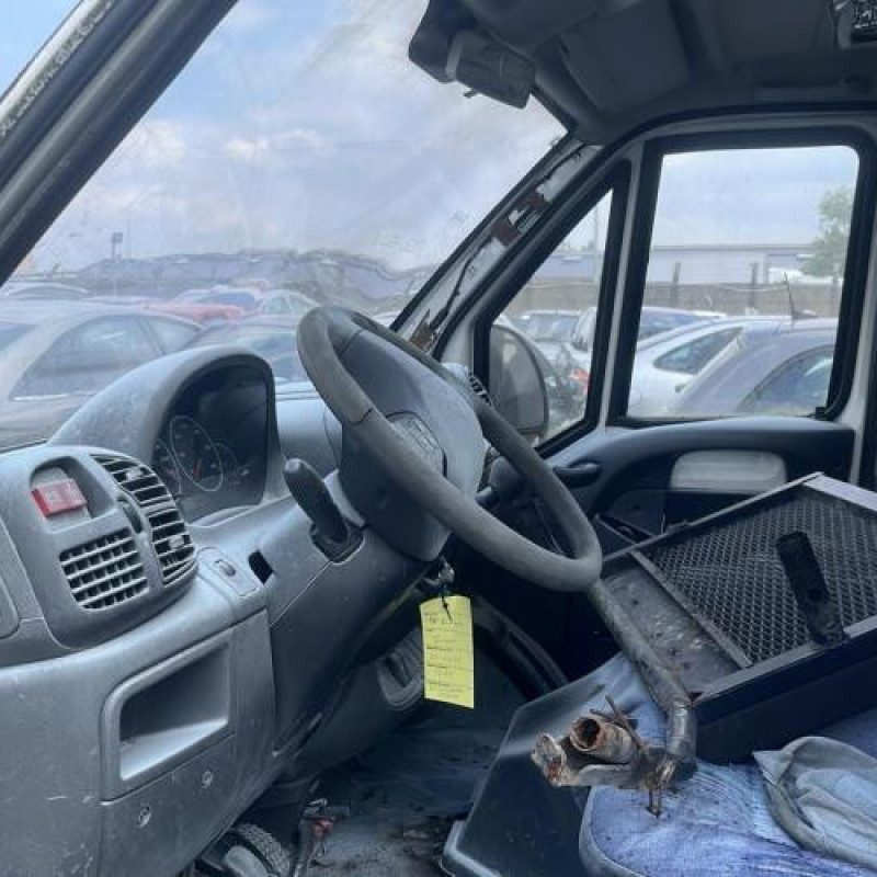 Pretensionneur de ceinture avant droit CITROEN JUMPER 2 Photo n°11