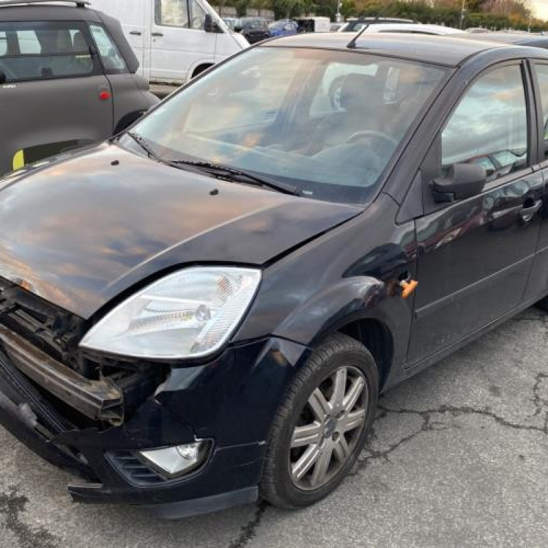 Poignee porte avant gauche FORD FIESTA 5 Photo n°6