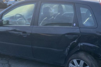 Poignee porte avant gauche FORD FIESTA 5