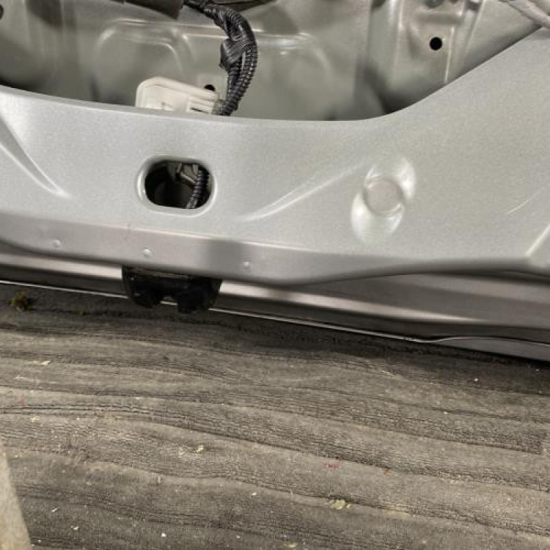 Malle/Hayon arriere HONDA CIVIC 8 Photo n°10