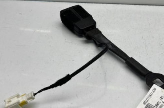 Attache ceinture avant gauche PEUGEOT 5008 2