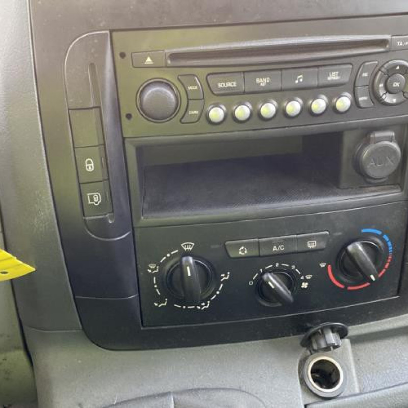 Calculateur moteur CITROEN JUMPY 2 Photo n°18