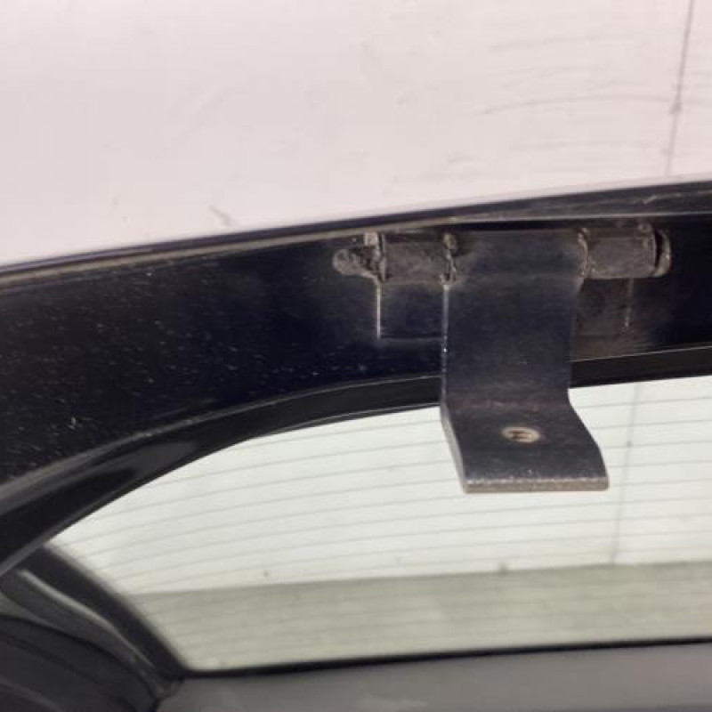 Malle/Hayon arriere OPEL CORSA D Photo n°7