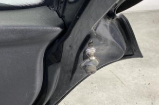 Malle/Hayon arriere OPEL CORSA D