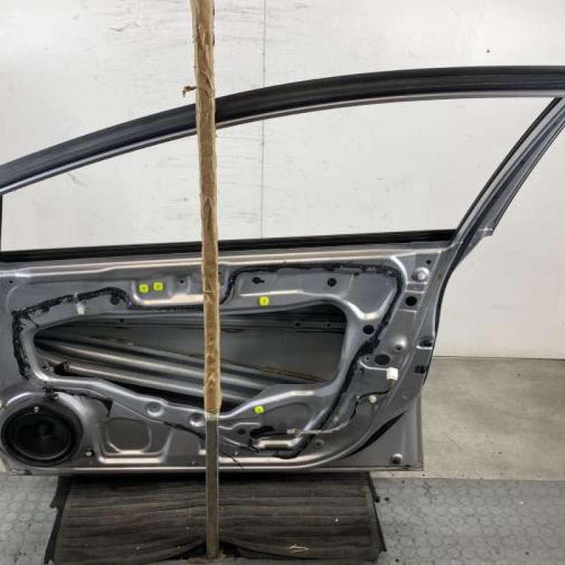 Porte avant droit HONDA CIVIC 8 Photo n°6