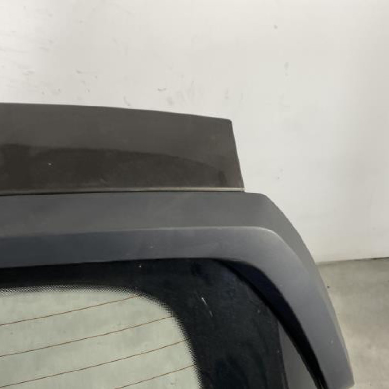 Malle/Hayon arriere CHEVROLET SPARK Photo n°3