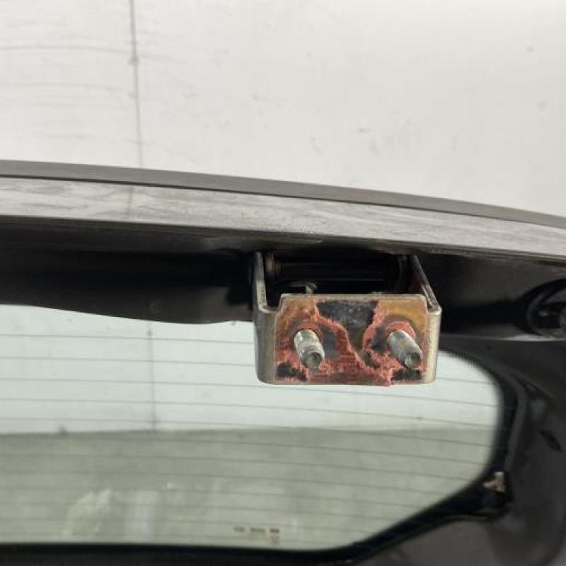 Malle/Hayon arriere CHEVROLET SPARK Photo n°8