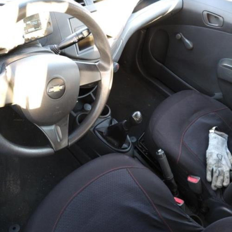 Malle/Hayon arriere CHEVROLET SPARK Photo n°18