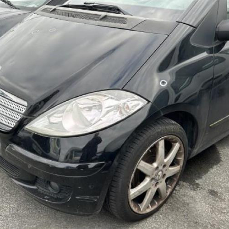 Vitre avant droit MERCEDES CLASSE A 169 Photo n°8
