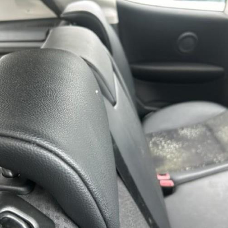 Vitre avant droit MERCEDES CLASSE A 169 Photo n°14