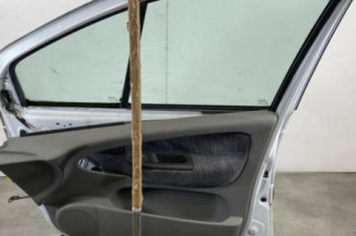 Porte avant droit RENAULT SCENIC 1