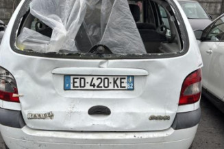 Porte avant droit RENAULT SCENIC 1
