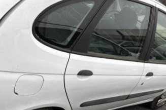 Porte avant droit RENAULT SCENIC 1