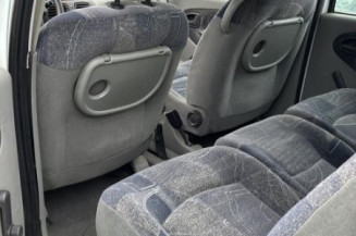 Porte avant droit RENAULT SCENIC 1