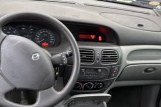 Porte avant droit RENAULT SCENIC 1