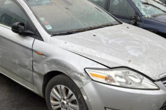 Vitre arriere droit FORD MONDEO 3