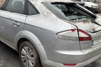 Vitre arriere droit FORD MONDEO 3