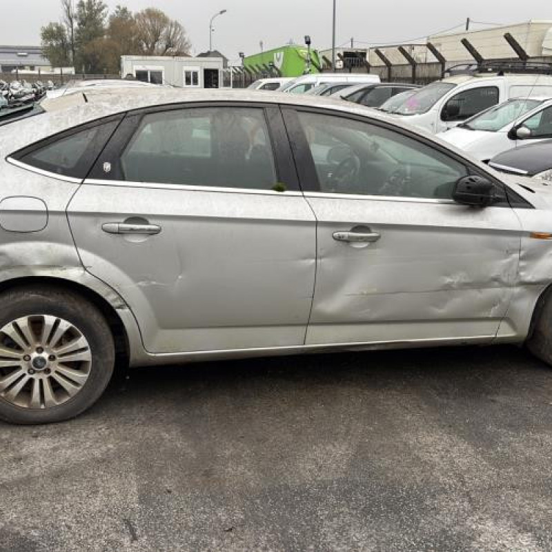 Vitre arriere droit FORD MONDEO 3 Photo n°12
