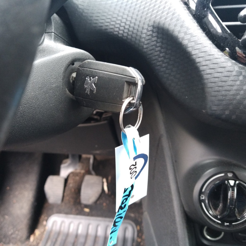 PEUGEOT 208 1 PHASE 2 1.2 VTI - 12V Photo n°9