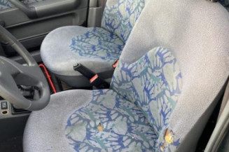 Amortisseur avant droit RENAULT CLIO 1