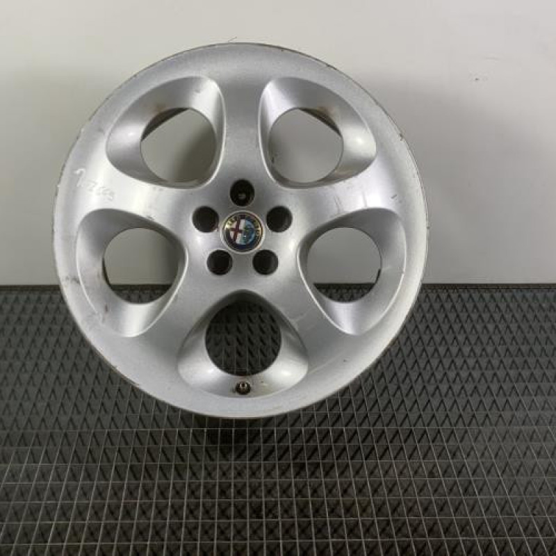 Jante ALFA ROMEO 147 Photo n°1