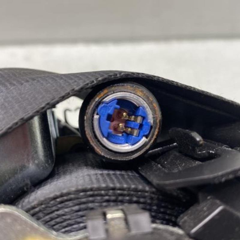 Pretensionneur de ceinture avant gauche RENAULT CLIO 4 Photo n°4