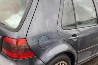 Pretensionneur de ceinture avant droit VOLKSWAGEN GOLF 4