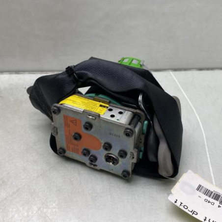 Pretensionneur de ceinture avant droit TOYOTA YARIS 2