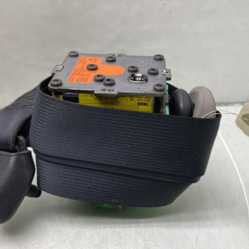 Pretensionneur de ceinture avant droit TOYOTA YARIS 2 Photo n°4