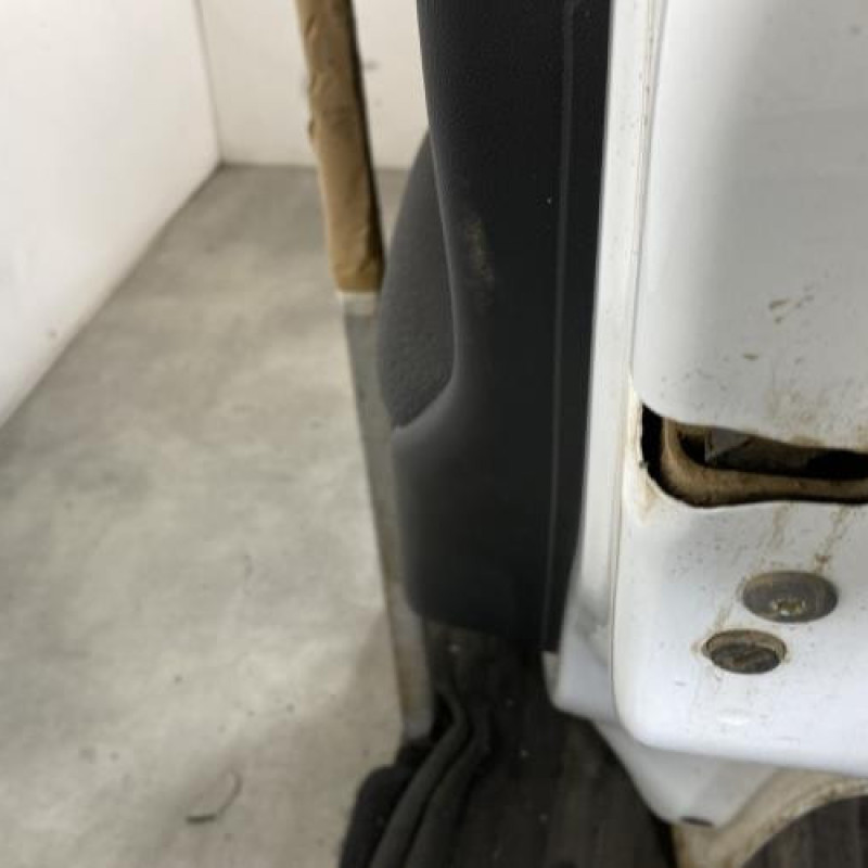 Porte arriere droit CITROEN C3 2 Photo n°7