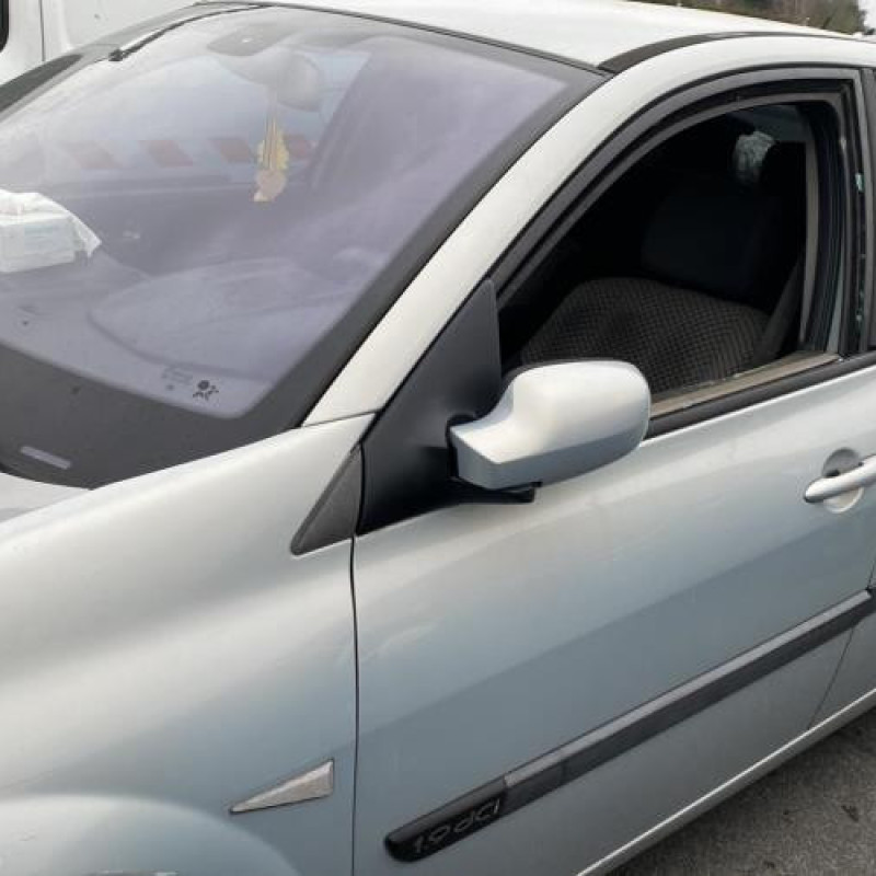 Boitier UCH RENAULT MEGANE 2 Photo n°8