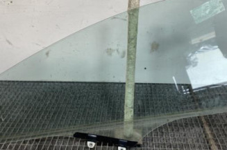 Vitre avant droit HONDA CIVIC 8