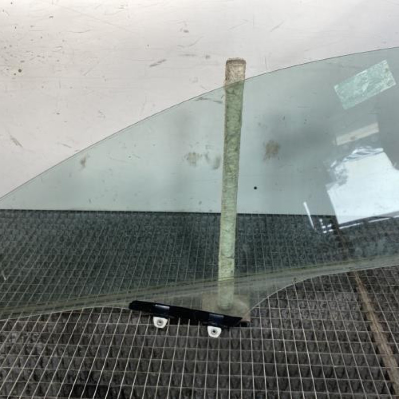 Vitre avant droit HONDA CIVIC 8 Photo n°6
